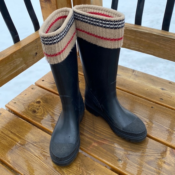 Burberry Nova Check Boots (Rain) w/ built in Boot Sock look! SHARP! Size 6 🇺🇸 - Picture 3 of 9